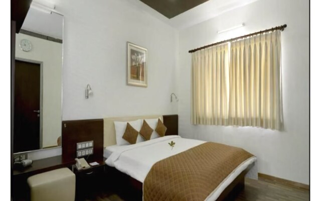 Seasons – An Apartment Hotel