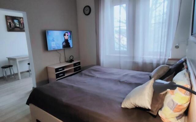 Апартаменты на улице Анохина 18