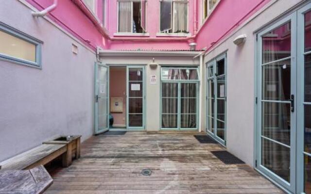 Frienz Backpacker Hostel
