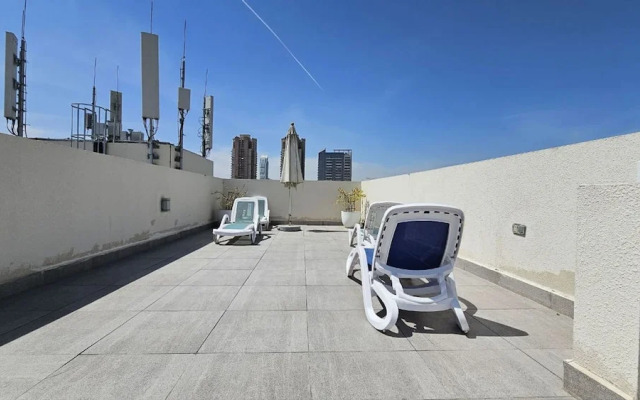 Heart-captivating Studio in Shamal Waves 2