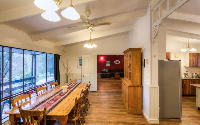 Trawool Cottages and Farmstay