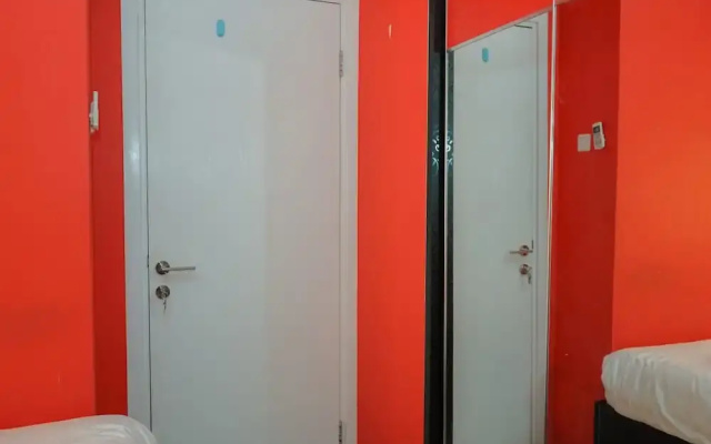 Comfy and Clean 2BR Green Pramuka Apartment