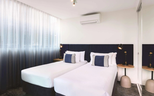 Brady Apartment Hotel Flinders Street