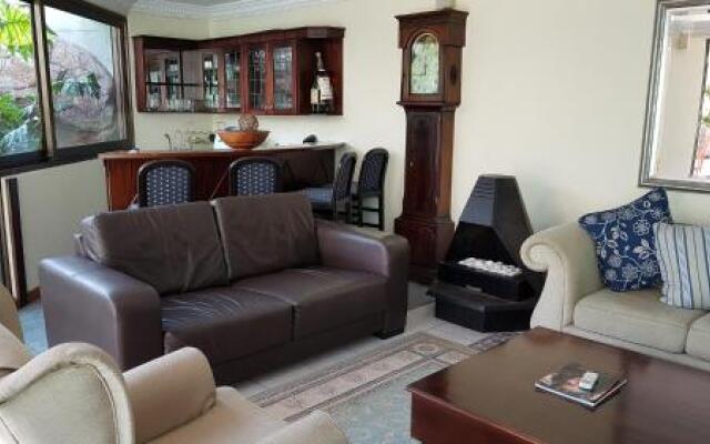 Kings Tide Boutique Hotel