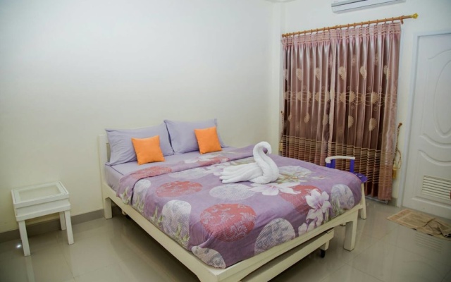 Baan Thip Hotel