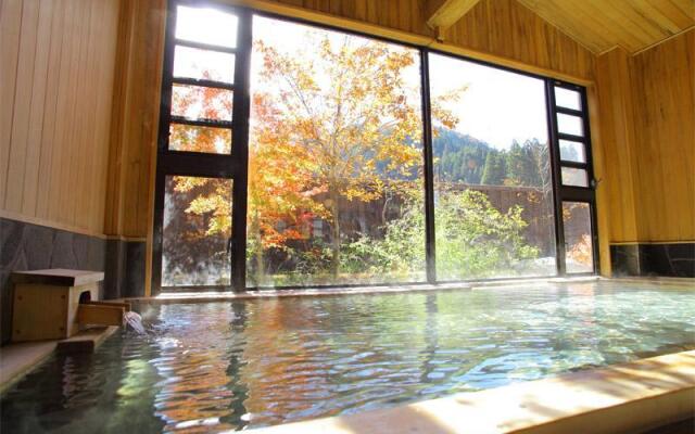 Shinmei Onsen Yumoto Sugishima