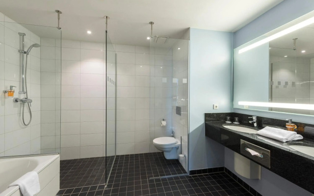 Best Western East Towne Suites