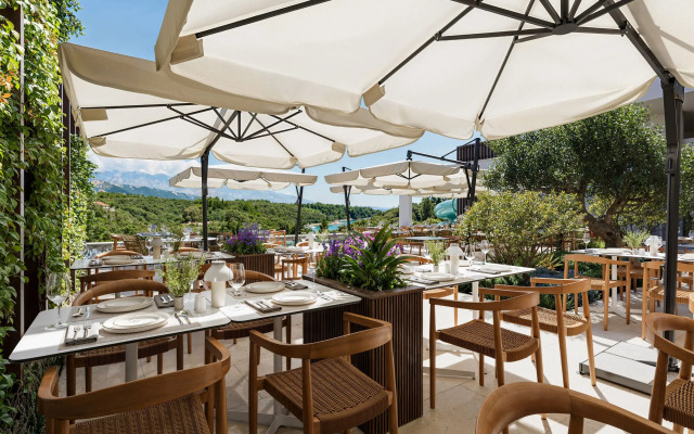 Eva Sunny Hotel & Residence By Valamar