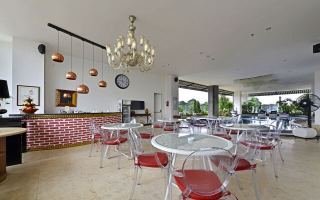 Amaroossa Royal Bogor