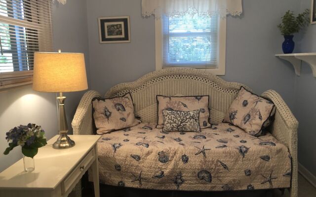 Coastal Breezes by Jekyll Realty