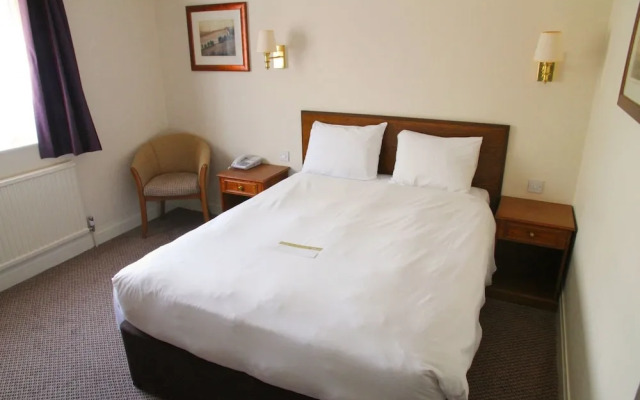 The Raven Hotel by Greene King Inns