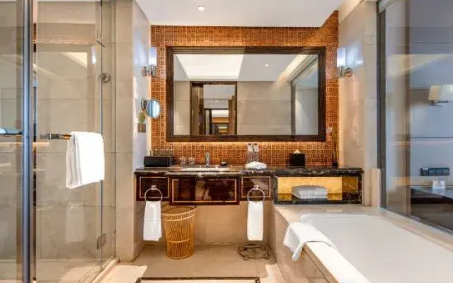 Mingcheng Jinjiang Hotel