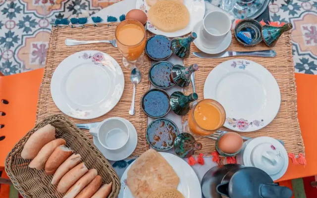 Riad dar Medina Land