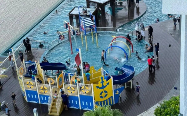 ZilleVille Studio Suite Seaview With Balcony at Imperium Residence