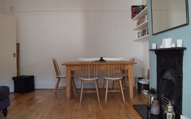 1 Bedroom Flat In Lower Clapton, Hackney