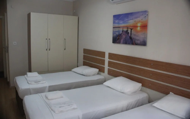 Marti Hotel