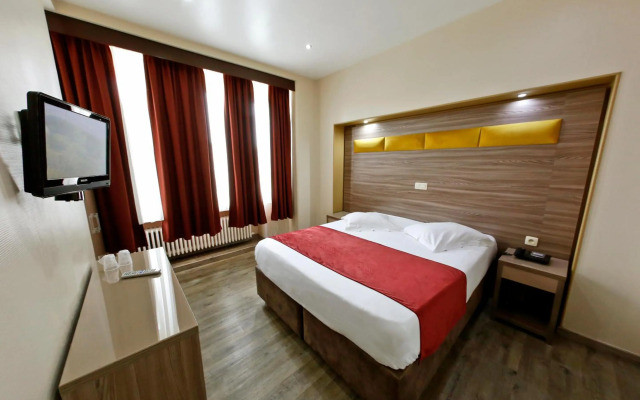 Hotel de France