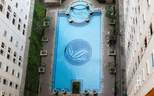 Best Location Green Pramuka Apartment