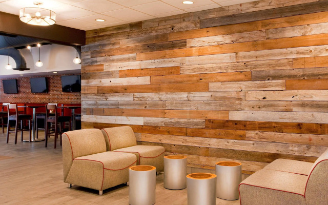 Four Points by Sheraton Cleveland Airport