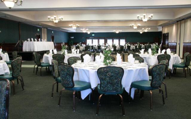 Holiday Inn Selma - Swancourt by IHG