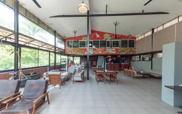 Sans Stay Skyland Pasteur Bandung