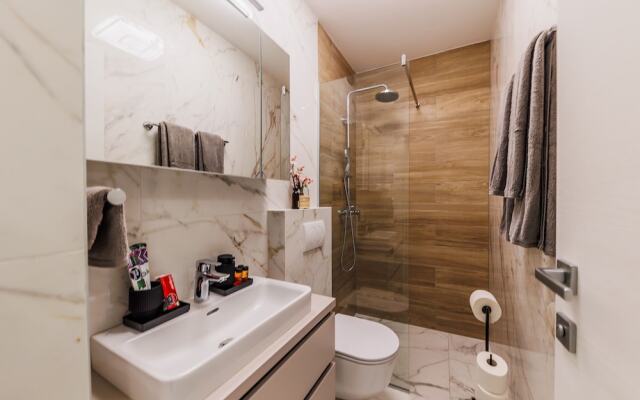 Modern Luxury Apartment Ivana, With two Patios