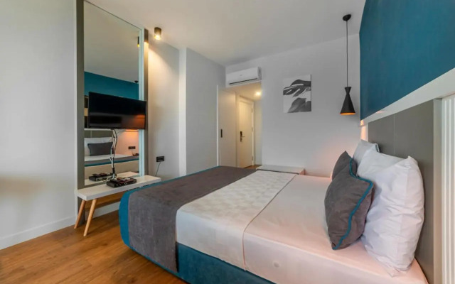 Tema 242 Hotel