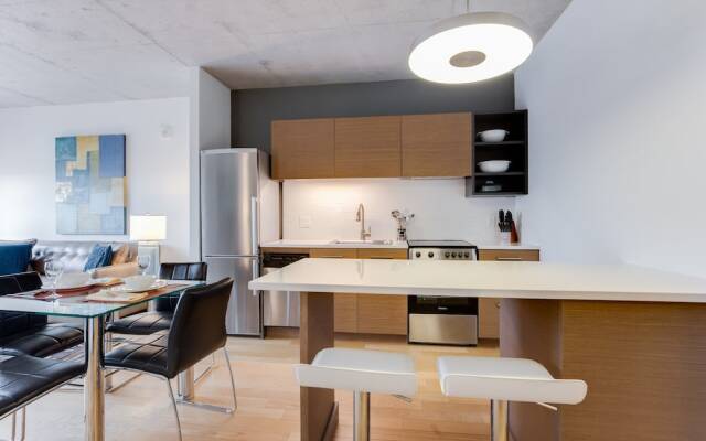 Global Luxury Suites at Seaport