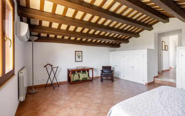 Villa sui Colli Ericini con Piscina