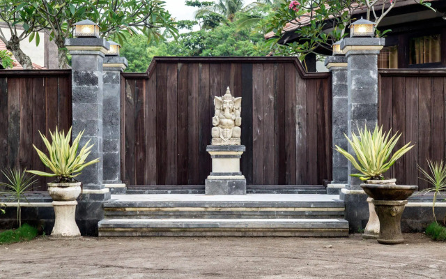 Pondok Baruna Frangipani