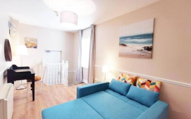 Spacious 2bed apartment city centre
