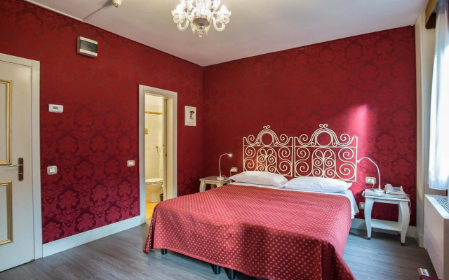 Hotel La Fenice Et Des Artistes