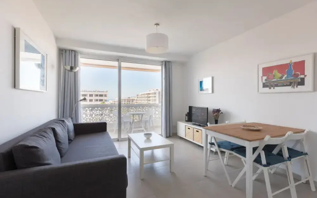 Tenerife South Shore Apartament, Coastal Lifestyle