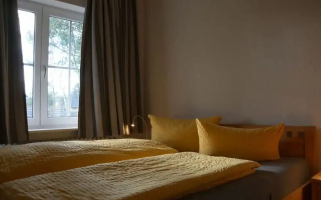 3 in Haus Pax Modern Retreat