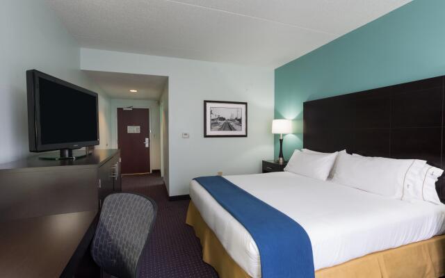 Holiday Inn Express Suites Plant City by IHG