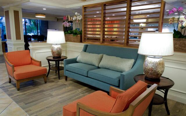 Spark by Hilton Sarasota Siesta Key Gateway