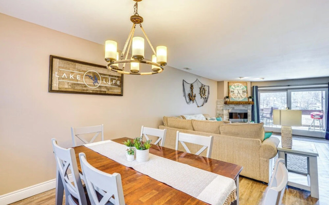 Lakefront Osage Beach Retreat: Dock Access!