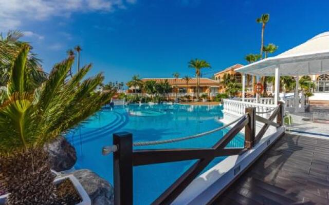 Playa Las Vistas Royal