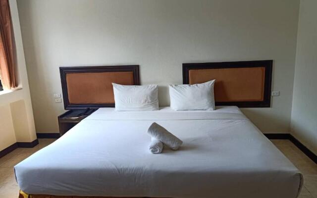 OYO 566 Princess Park Hotel