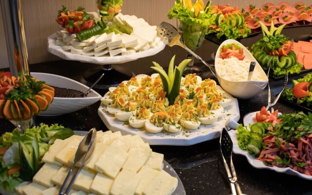 Engin Otel