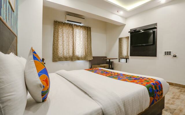 Fabhotel The Gross Infinity