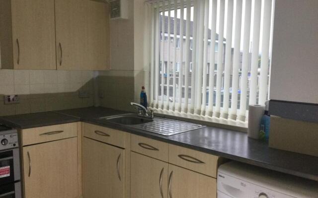 Nice Residential Within Easy Reach To Town
