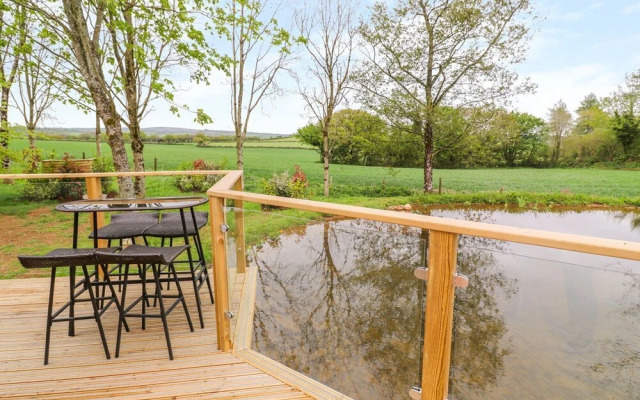 21 Meadow Retreat