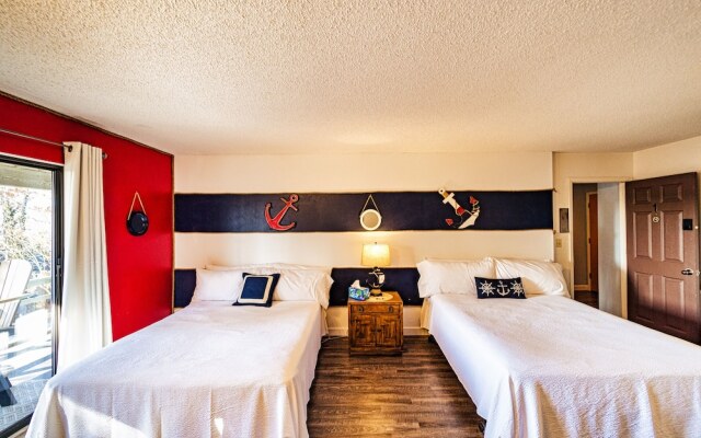 Buoyant Place Hang Out 2 Private Studio Homes!