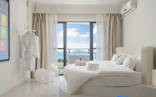 Youyi Hotel (Yangjiang Hailing Island Beiluowan Scenic Area)