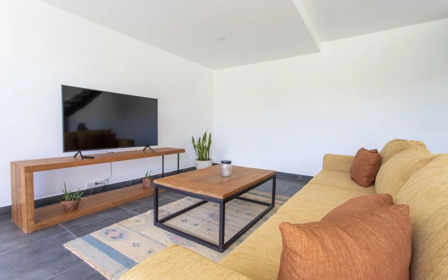 Villa Kia-ora by Alfred in Bali - Stylish Design 2BR Pool Villa Near Bingin Beach Share Saved – Guest Rooms – Pecatu