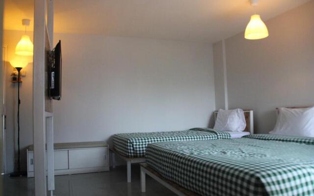 The Leaf Service Apartment