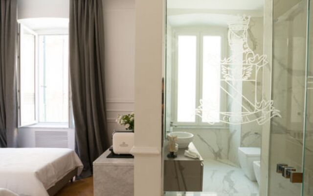 Via Chiodo Luxury Rooms