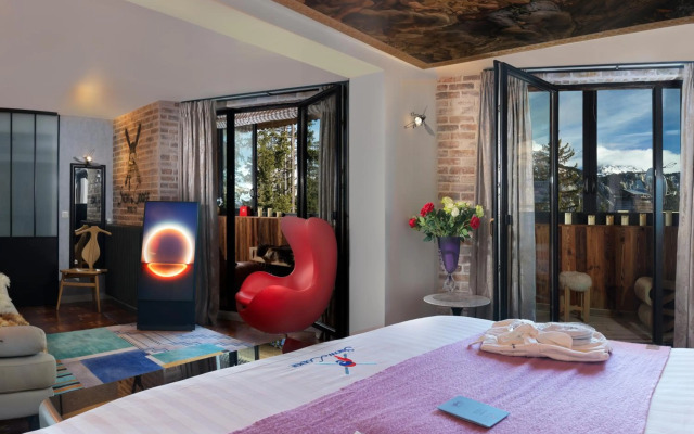 Snow Lodge Hotel Courchevel 1850