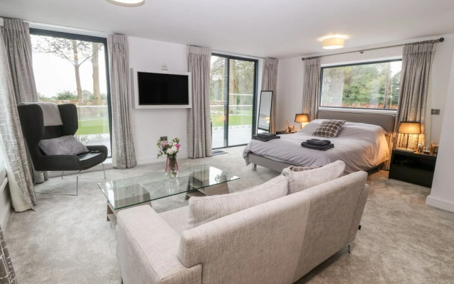 Dafarn Newydd Studio